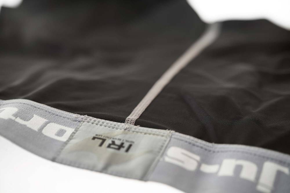 Ju Sports Compression Base Shorts mit Motion Pro Flexcup, Tiefschutz Große Rabatte