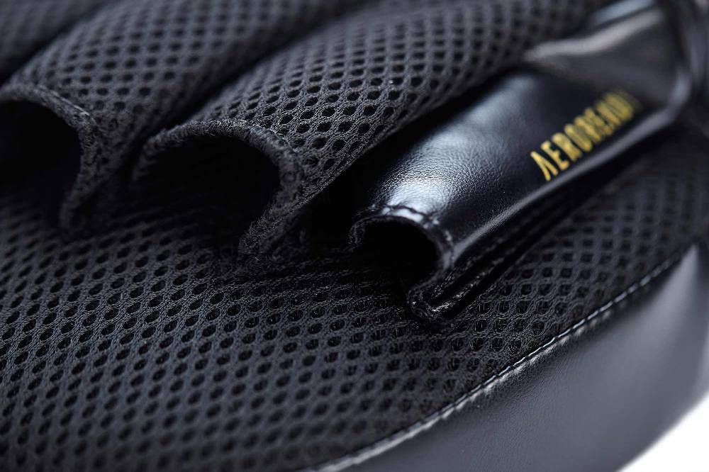 Ju Sports adidas Speed Coach Paar-Pratzen, schwarz/gold ADISBAC014 Vatertagsangebot