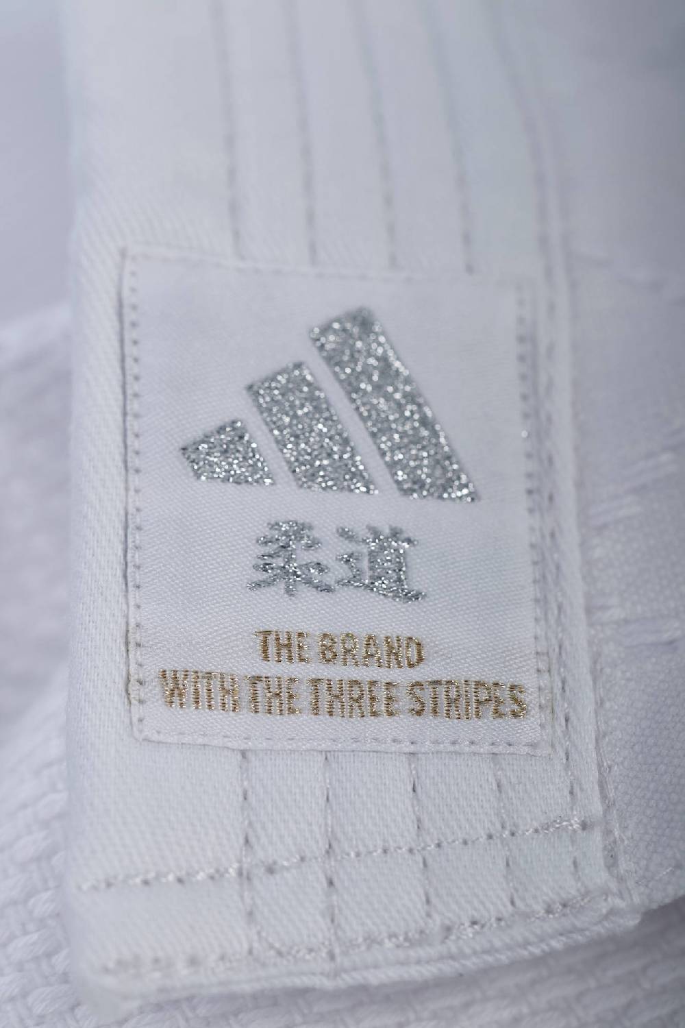 Ju Sports adidas Judo-Anzug Contest weiß/silberne Streifen, J650 Sonderangebot der Fabrik