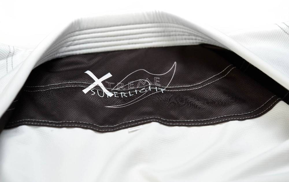 Ju Sports BJJ-Anzug Xtreme Superlight C19 weiß Versandkostenfrei