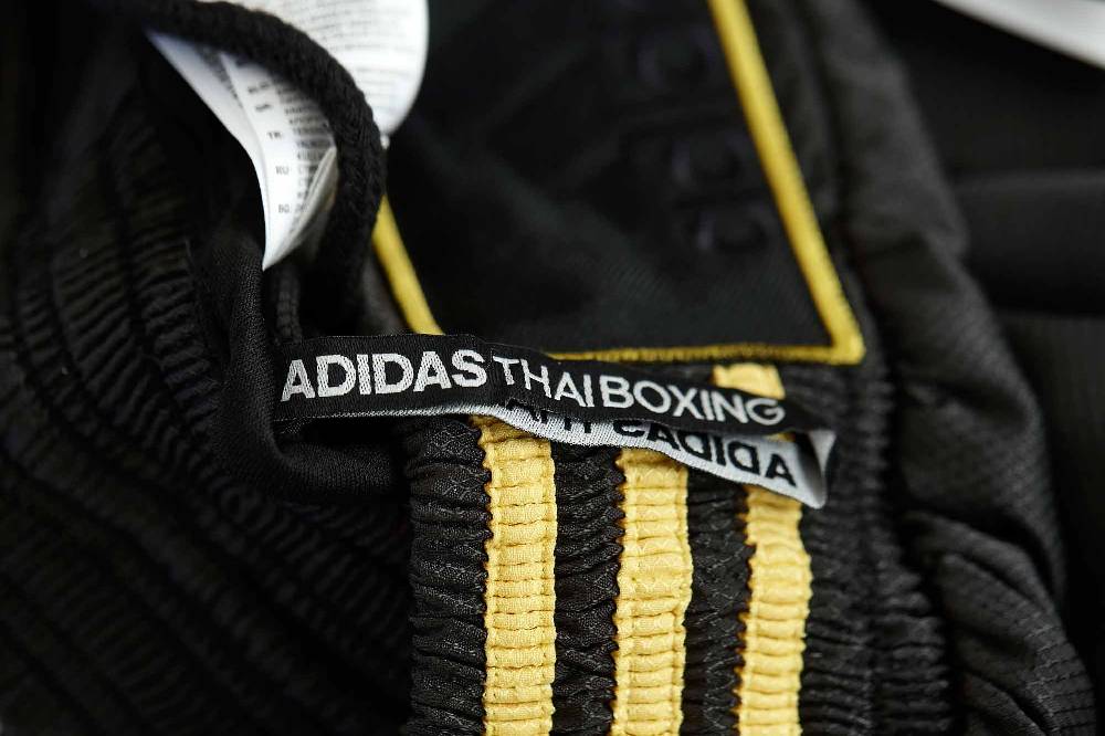 Ju Sports adidas Kick Boxing Shorts schwarz/gold, ADISKB02 Outlet