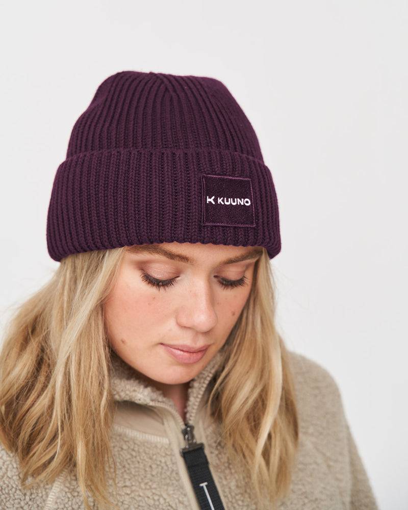 Kuuno Ribbed Cotton Beanie Dark Berry Vierteljährliche Förderung