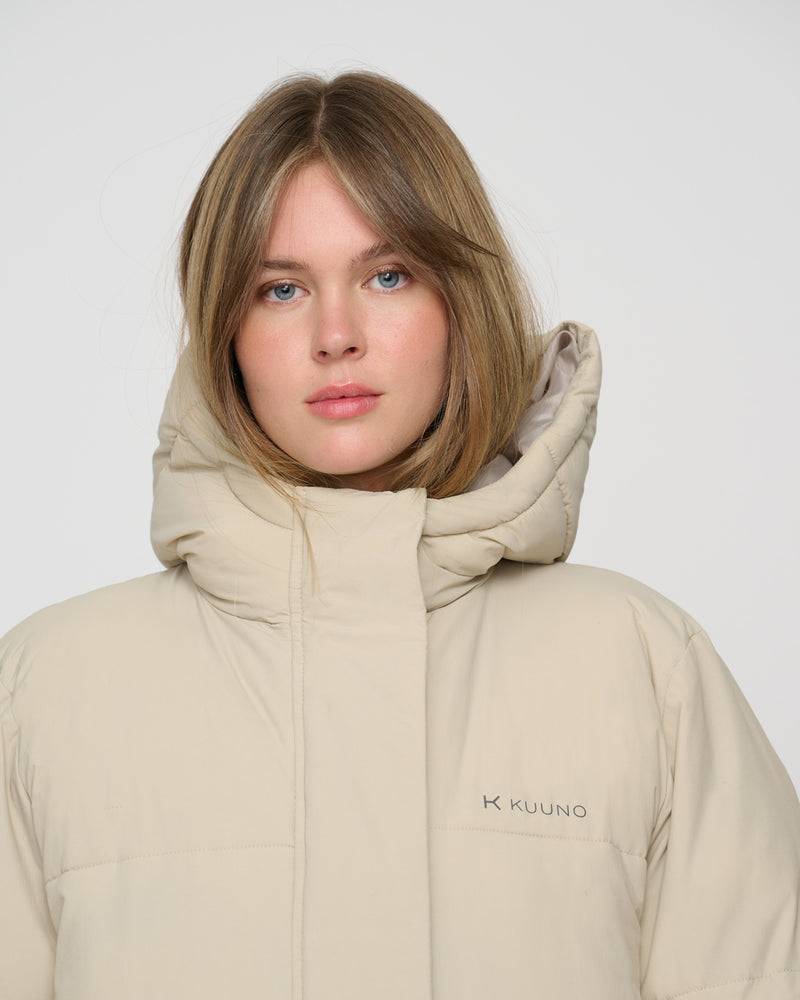 Kuuno Everyday Long Puffer Jacket Light Beige 50% Rabatt für begrenzte Zeit