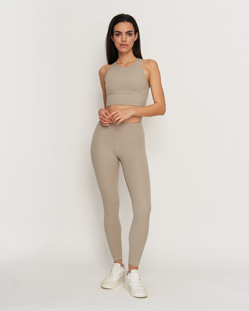 Kuuno Essential Movement Bra Deep Sand Bestseller