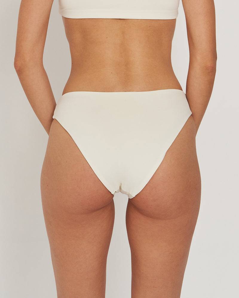 Kuuno Bikini Bottom Classic Off White Sonderangebot der Fabrik