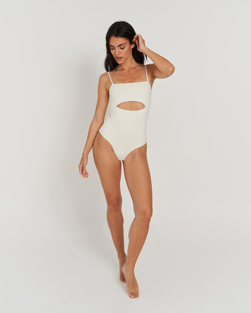 Kuuno Swimsuit Cut Out Off White Rabatt