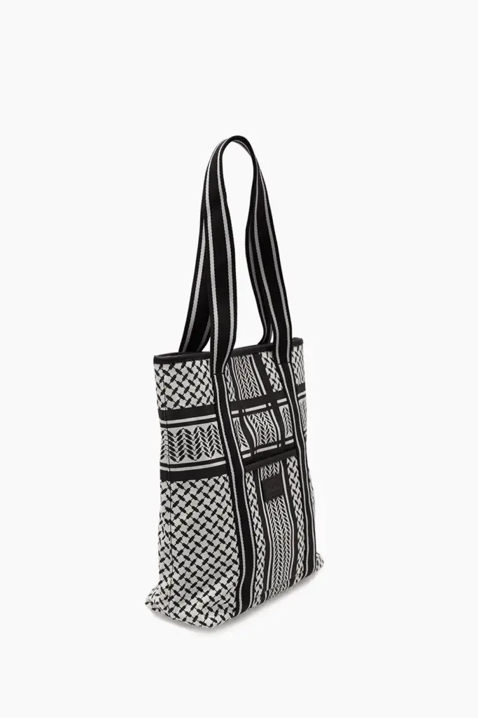Lala Berlin Tote Carmela 2.0 canvas heritage stripe black Riesige Rabatte