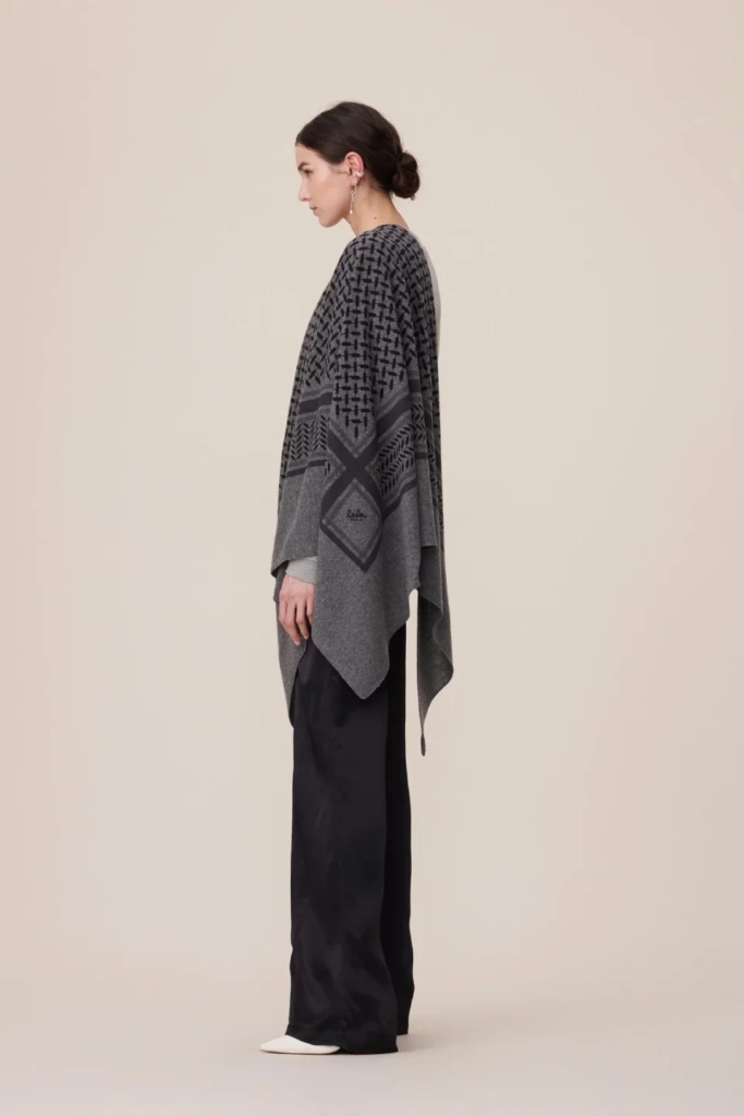 Lala Berlin Triangle Trinity Classic L cashmere dark grey Auslauf