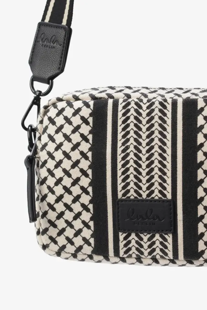 Lala Berlin Crossbody Milly canvas heritage stripe black Fabrik Onlineshop