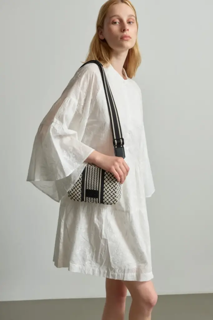 Lala Berlin Crossbody Milly canvas heritage stripe black Fabrik Onlineshop
