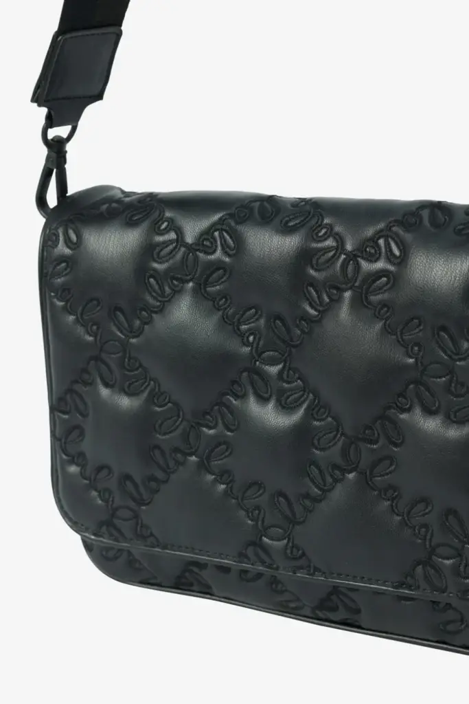 Lala Berlin Shoulderbag Mauvi vegan leather lalagram black Saisonschlussverkauf