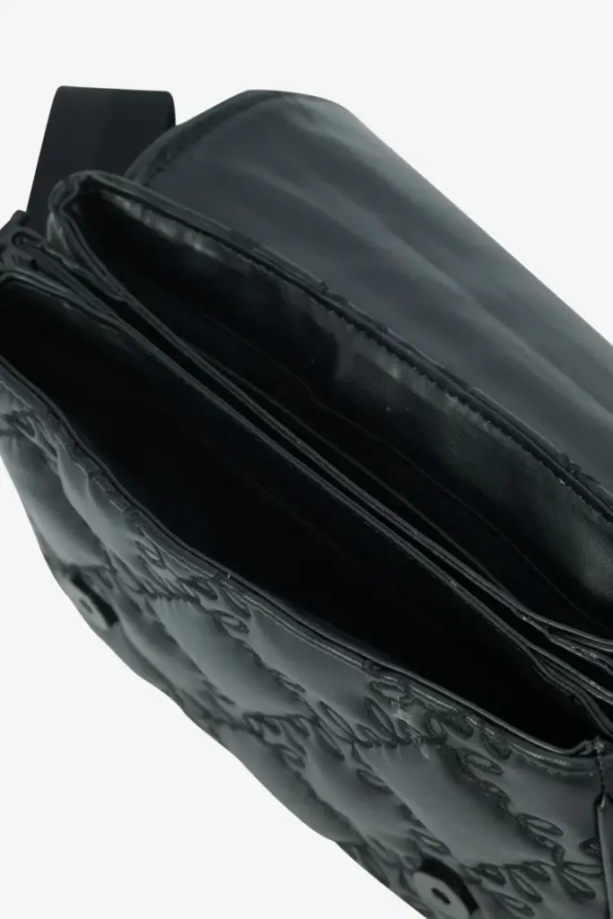 Lala Berlin Shoulderbag Mauvi vegan leather lalagram black Saisonschlussverkauf