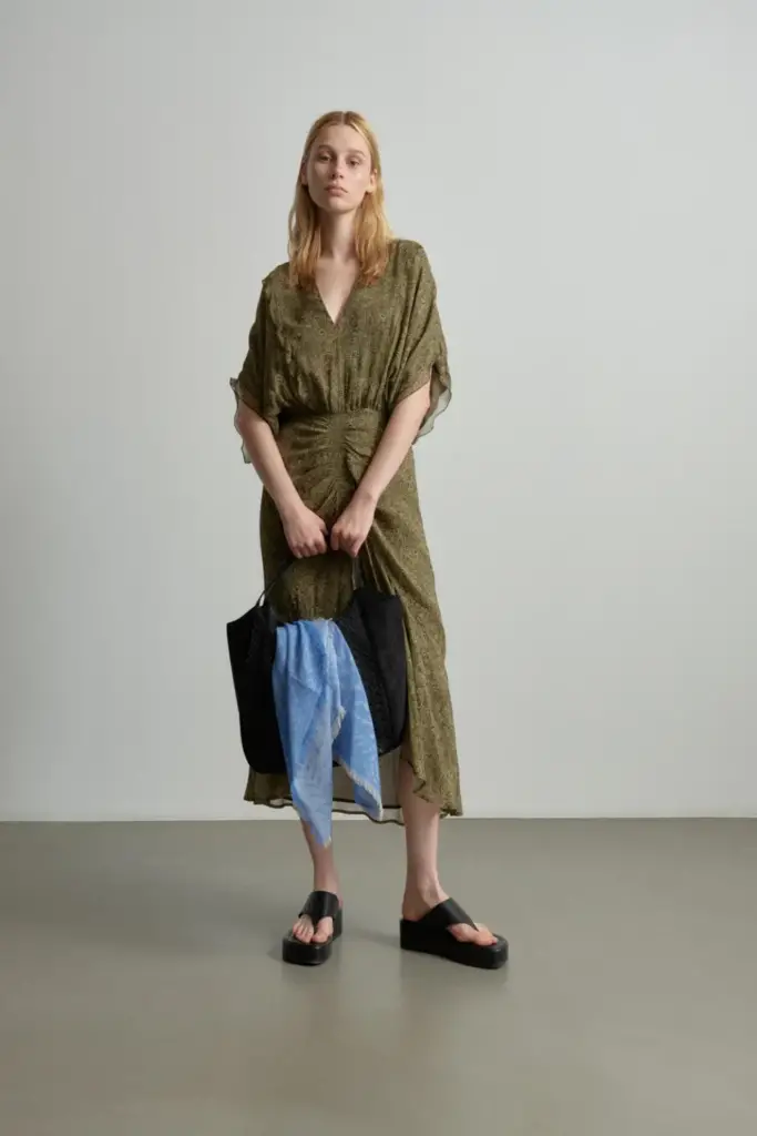 Lala Berlin Dress Dilyana viscose maze garden Vierteljährliche Förderung