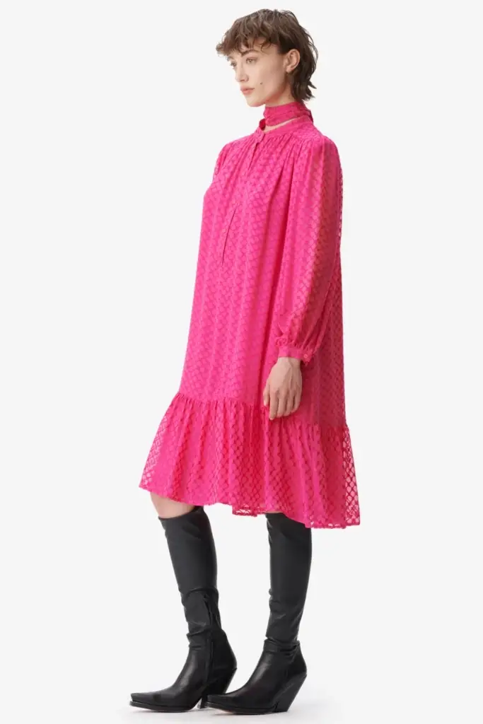 Lala Berlin Dress Day viscose/silk blend polka dot dragonfruit Im Verkauf
