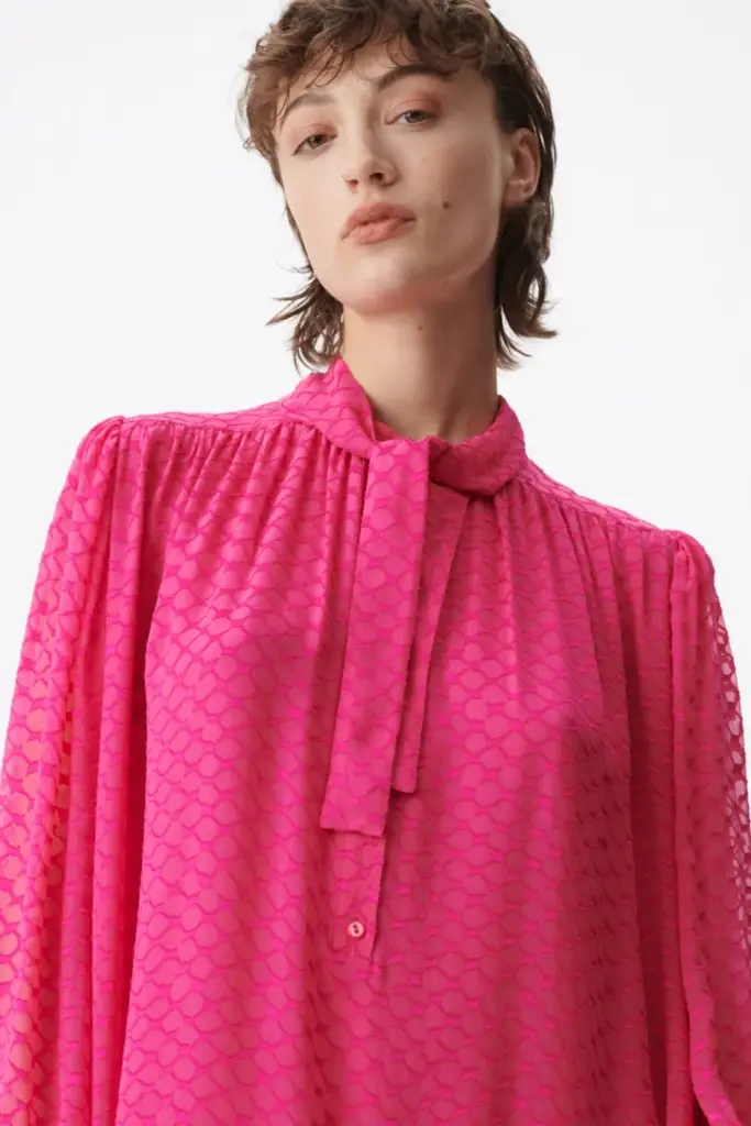 Lala Berlin Dress Day viscose/silk blend polka dot dragonfruit Im Verkauf