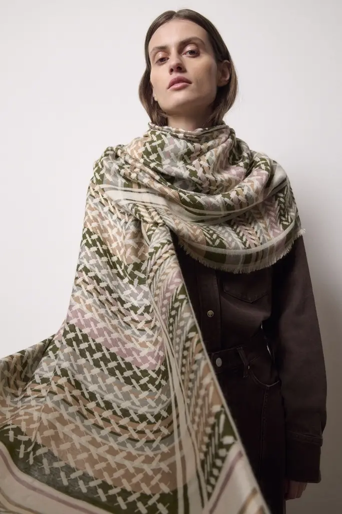 Lala Berlin Scarf Avril viscose mix dusk Lagerräumung