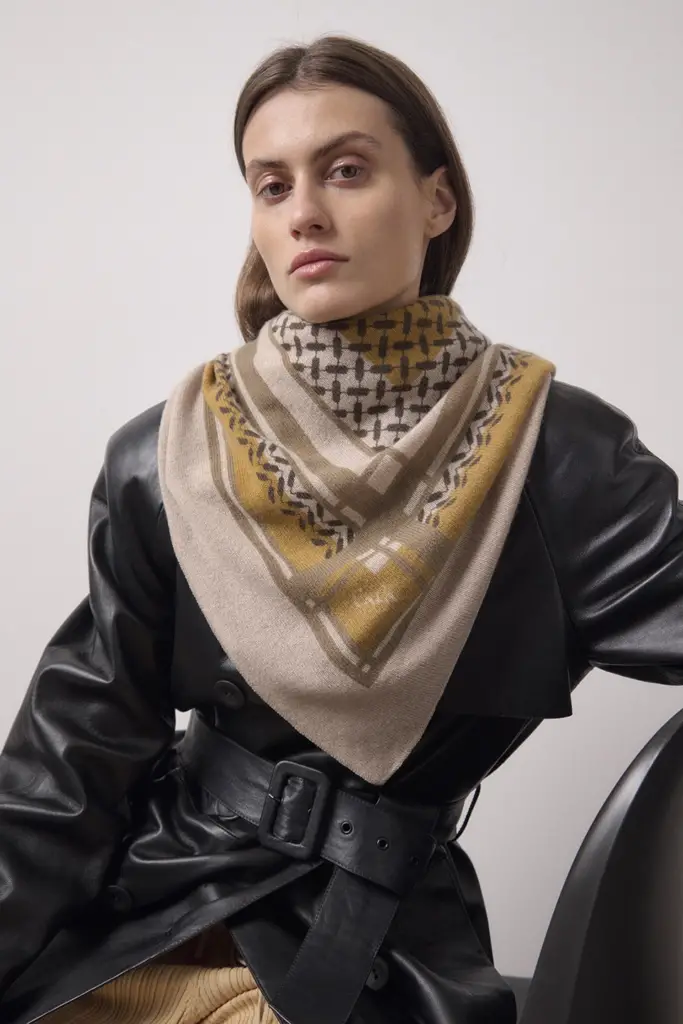 Lala Berlin Triangle Double Heritage cashmere dune/sand Tägliche Deals