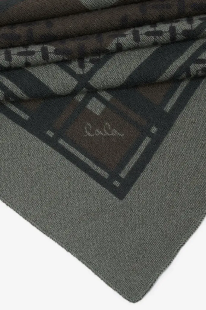 Lala Berlin Triangle Double Heritage cashmere olive Letzte 3 Tage