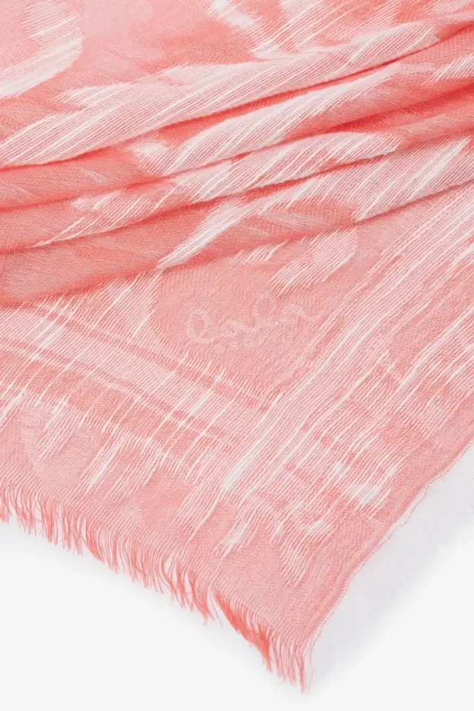 Lala Berlin Triangle Alvid viscose mix flower fountain pink Nur noch ein Tag übrig