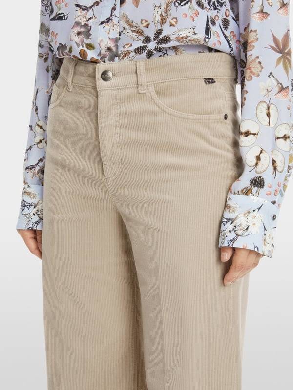 Marc Cain Lässige Cordhose Modell WARRI Nur für heute