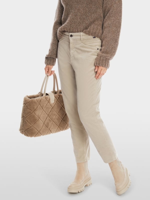 Marc Cain Cordhose mit Relaxed Fit - Modell RIAD Vierteljährliche Förderung