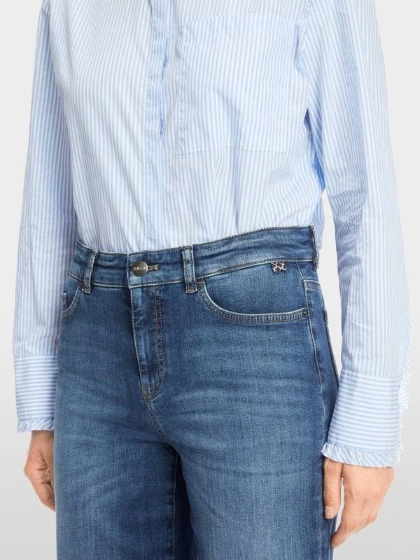 Marc Cain Modell FÈS "Rethink Together" Discount Store für neue Produkte