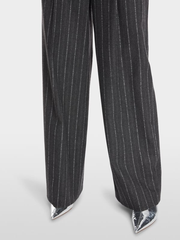 Marc Cain Modell WICHITA Puddle Pants in Streif Fabrikladen