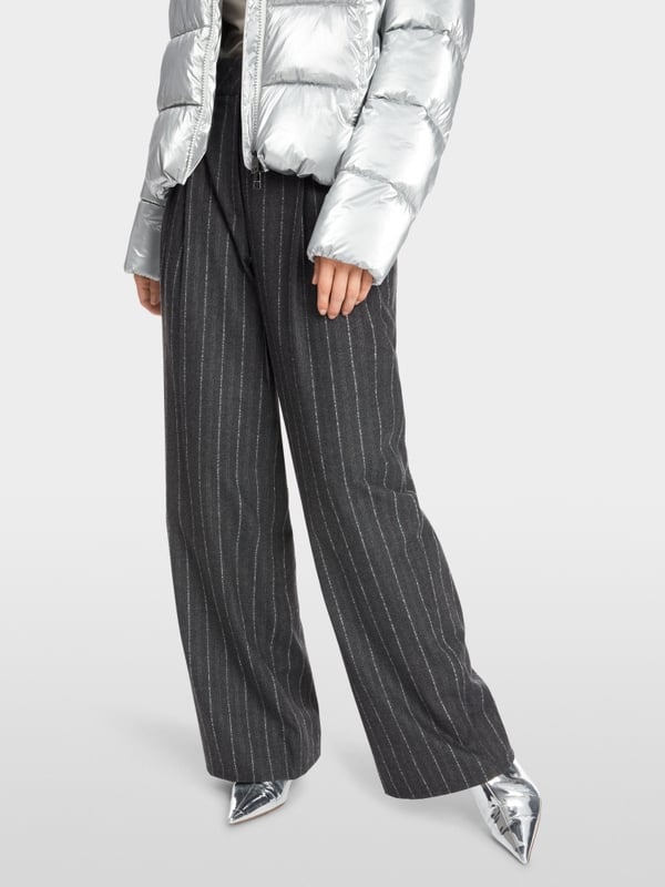 Marc Cain Modell WICHITA Puddle Pants in Streif Fabrikladen