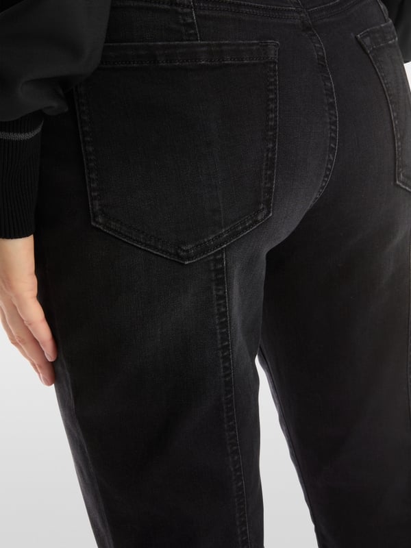 Marc Cain Jeans Modell SILEA "Rethink Together" zollfrei