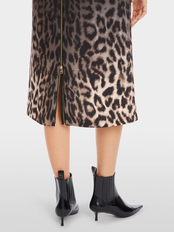 Marc Cain Leo-Kleid mit raffiniertem Schnitt Fabrikpreis