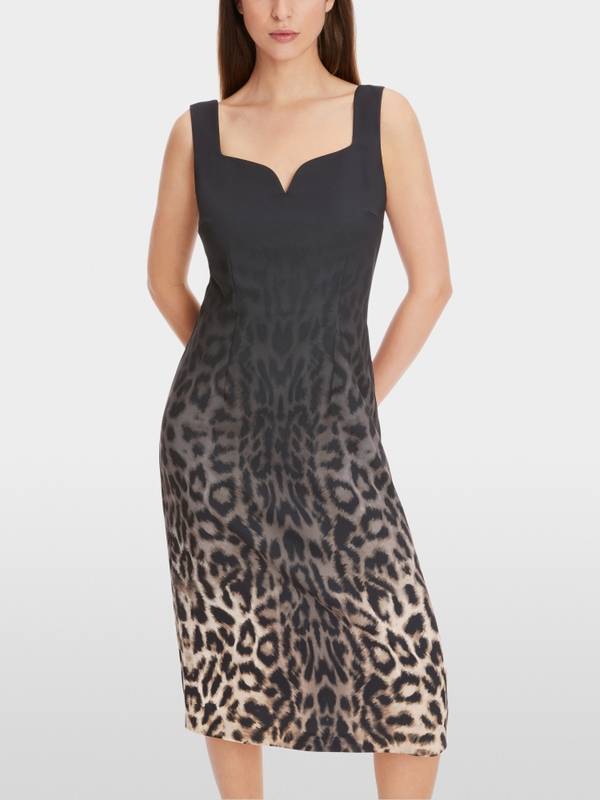 Marc Cain Leo-Kleid mit raffiniertem Schnitt Fabrikpreis