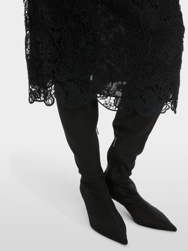 Marc Cain Edles Kleid aus Guipure-Spitze Räumungsverkauf