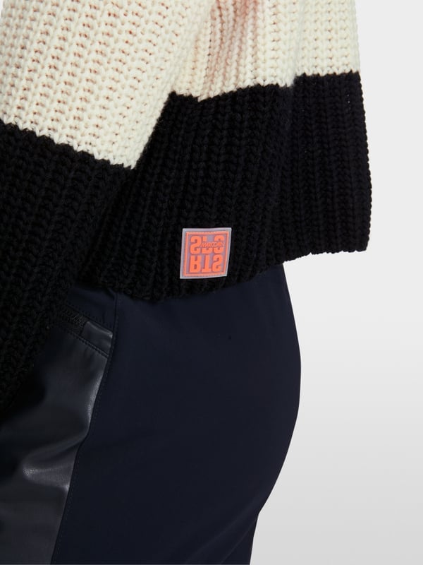 Marc Cain Oversized Sweater Knitted in Germany Fabrikladen
