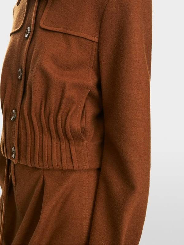 Marc Cain Jacke mit kleinen Falten Jubiläumsangebot