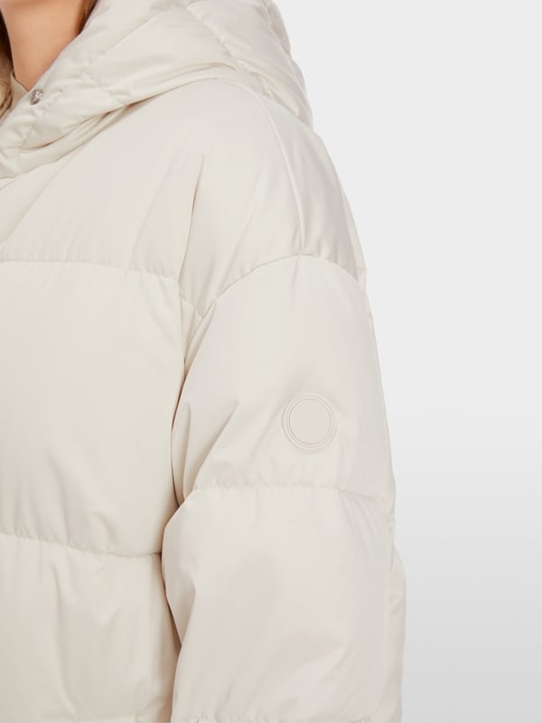 Marc Cain Langer Daunenmantel mit Kapuze Fabrik Onlineshop