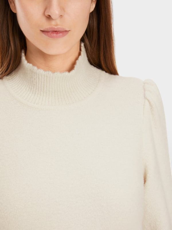 Marc Cain Körpernaher Sweater Knitted in Germany Top Angebot