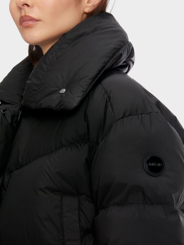 Marc Cain Daunenjacke in Blouson-Form 50% Rabatt mit kostenlosem Versand