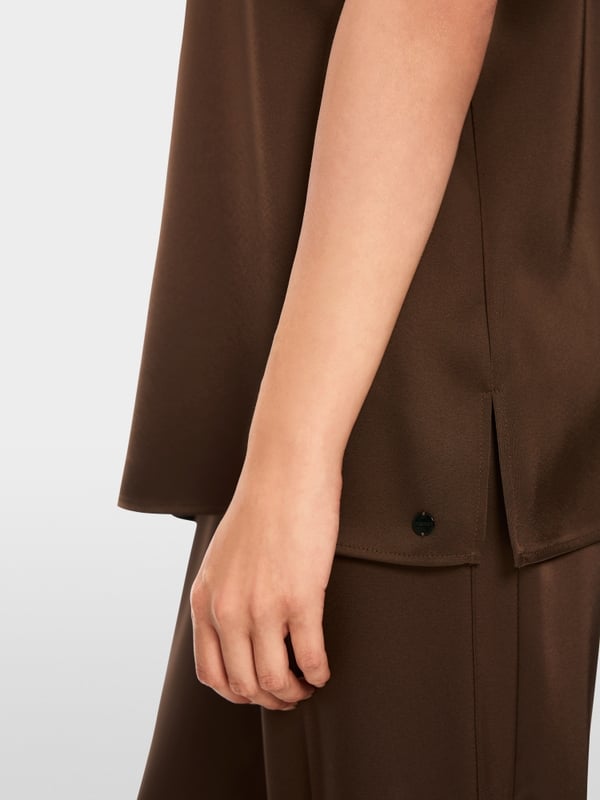 Marc Cain Locker geschnittenes Top Osterangebot