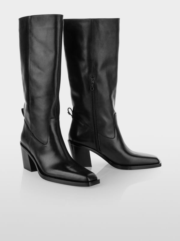 Marc Cain Schlupf-Stiefel in Kalbsvelours JETZT KAUFEN