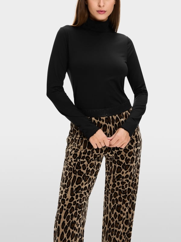 Marc Cain Longsleeve mit Turtle-Neck Osterangebot