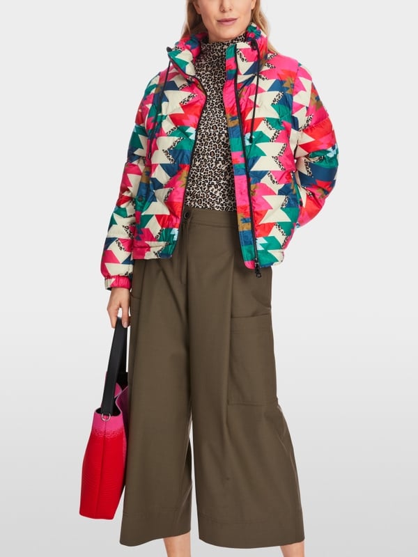 Marc Cain Daunenjacke mit Print "Rethink Together" Vatertagsangebot