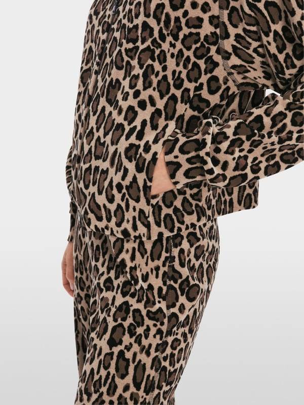Marc Cain Raglanjacke in Nickisamt Kauf eins, bekomm eins gratis