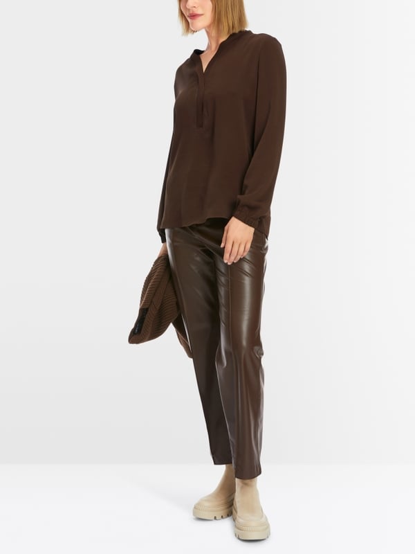 Marc Cain V-Neck-Bluse "Rethink Together" Fabrikpreis