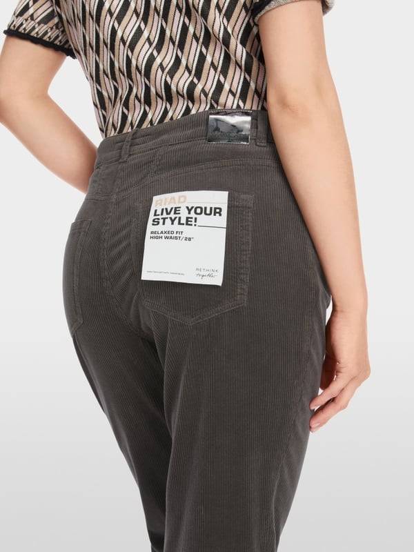 Marc Cain Cordhose Relaxed Fit - Modell RIAD Vierteljährliche Förderung