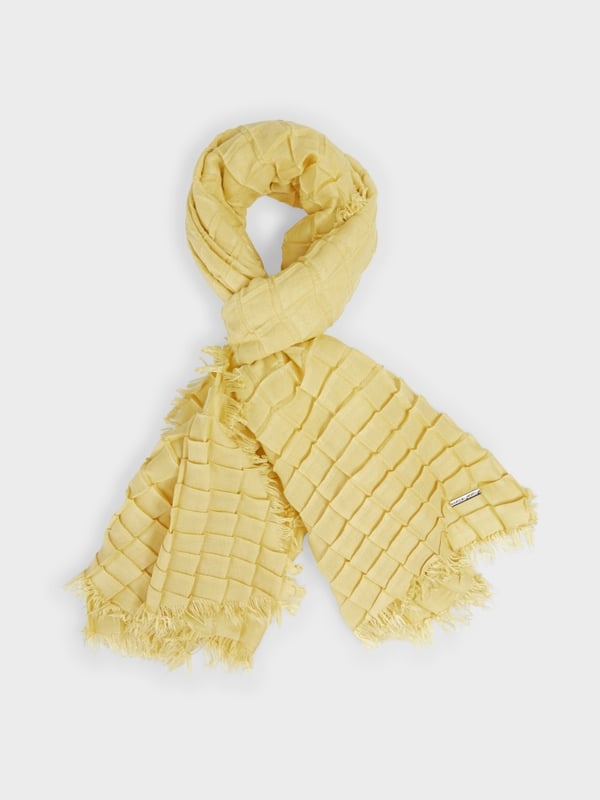 Marc Cain Schal mit Plisseemuster Osterangebot