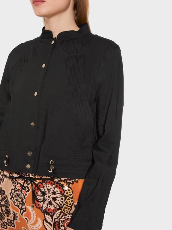 Marc Cain Kurze Jacke mit Tailoring-Details Lagerräumung