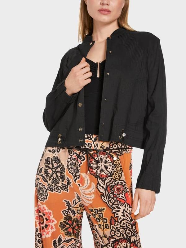 Marc Cain Kurze Jacke mit Tailoring-Details Lagerräumung