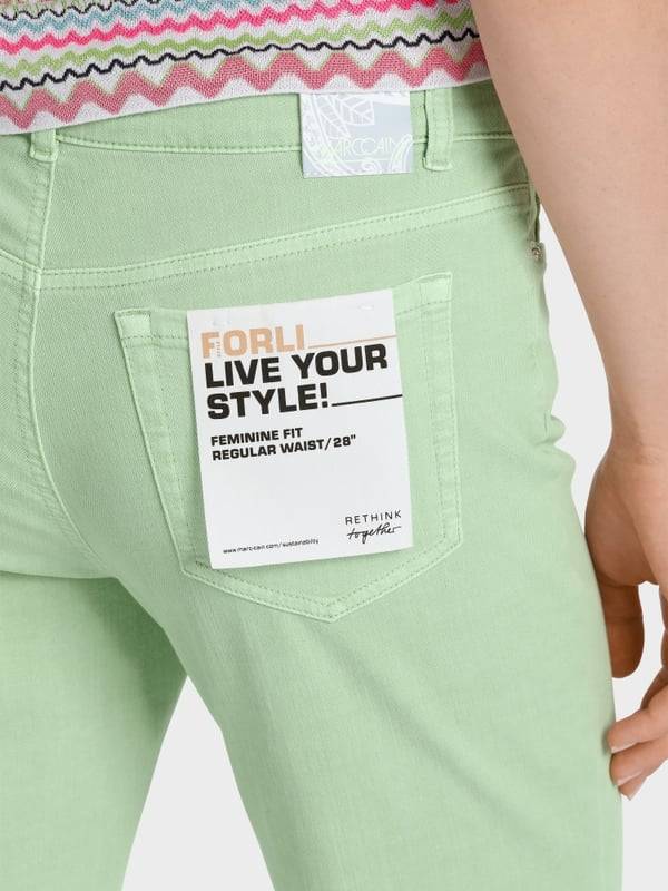 Marc Cain Jeans “Rethink Together” – Modell FORLI Discount Store für neue Produkte