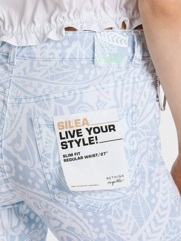 Marc Cain Modell SILEA – Jeans “Rethink Together” Nur noch ein Tag übrig