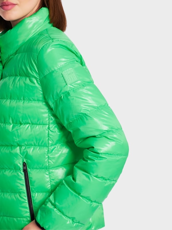 Marc Cain Feminine Outdoorjacke aus Daune Rabatt